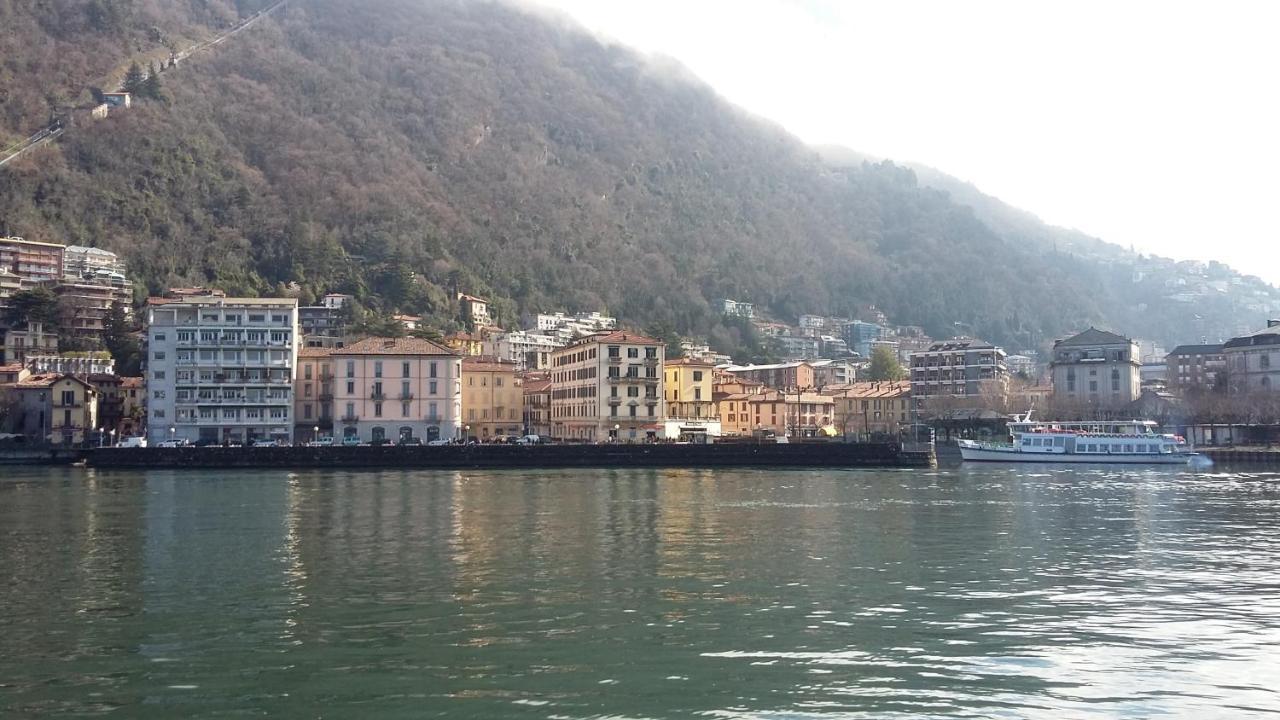 مبيت وإفطار كومو Al Molo Di Sant'Agostino المظهر الخارجي الصورة