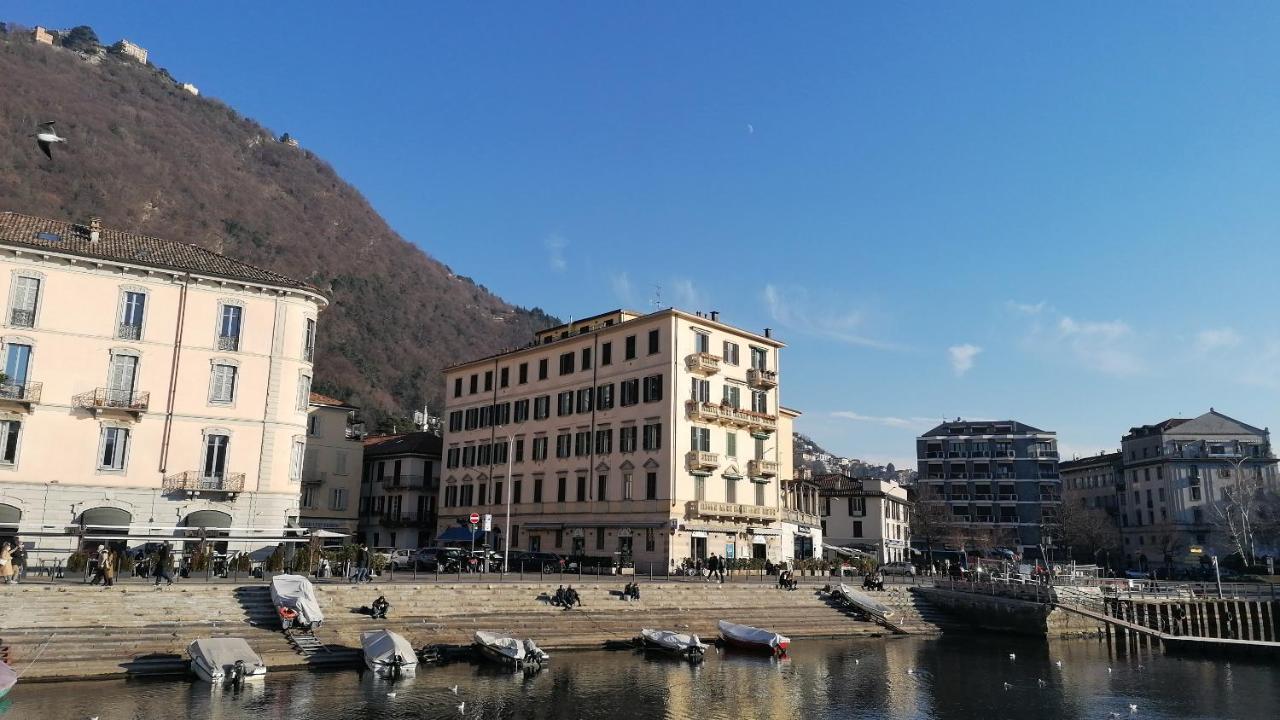 مبيت وإفطار كومو Al Molo Di Sant'Agostino المظهر الخارجي الصورة
